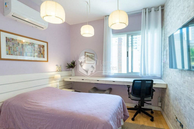 Imagem Casa com 4 Quartos à Venda, 274 m² em Vila Andrade - São Paulo Imagem Casa com 4 Quartos à Venda, 274 m² em Vila Andrade - São Paulo