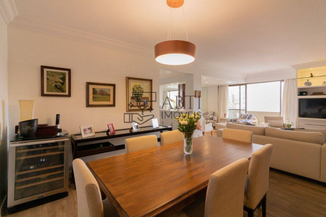Imagem Apartamento com 4 Quartos à Venda, 180 m² em Moema - São Paulo