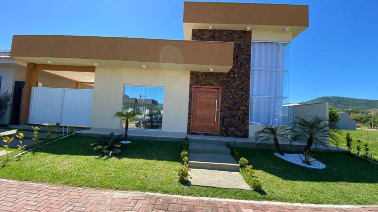 Imagem Casa com 3 Quartos à Venda, 396 m² em Caxito - Maricá Imagem Casa com 3 Quartos à Venda, 396 m² em Caxito - Maricá