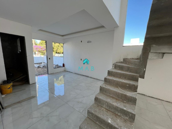 Imagem Sobrado com 2 Quartos à Venda, 110 m² em Ingleses Do Rio Vermelho - Florianópolis Imagem Sobrado com 2 Quartos à Venda, 110 m² em Ingleses Do Rio Vermelho - Florianópolis