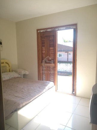 Imagem Casa com 3 Quartos à Venda, 65 m² em Camobi - Santa Maria Imagem Casa com 3 Quartos à Venda, 65 m² em Camobi - Santa Maria