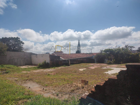 Imagem Terreno à Venda, 1.000 m² em Botucatu