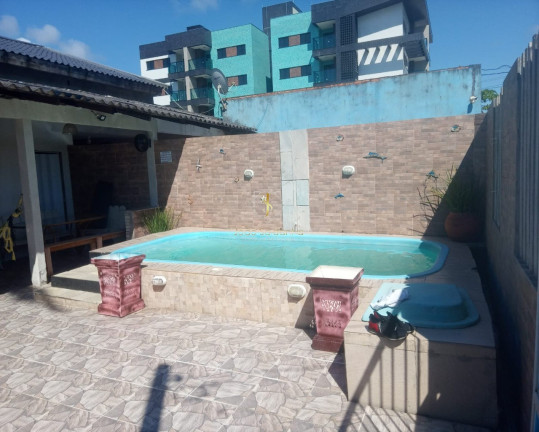 Imagem Casa com 6 Quartos à Venda,  em Balneário Eliane - Guaratuba