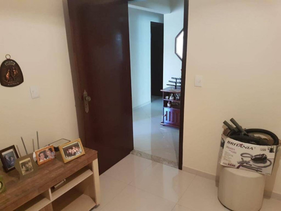 Imagem Casa com 7 Quartos à Venda, 329 m² em Vila Helena - Santo André