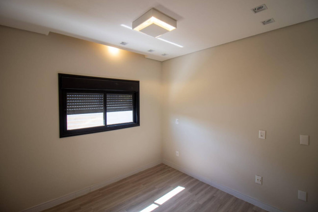 Imagem Casa à Venda, em Jundiaí Imagem Casa à Venda, em Jundiaí