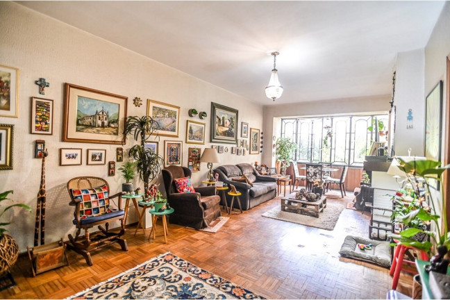 Imagem Apartamento com 3 Quartos à Venda, 148 m² em Independência - Porto Alegre