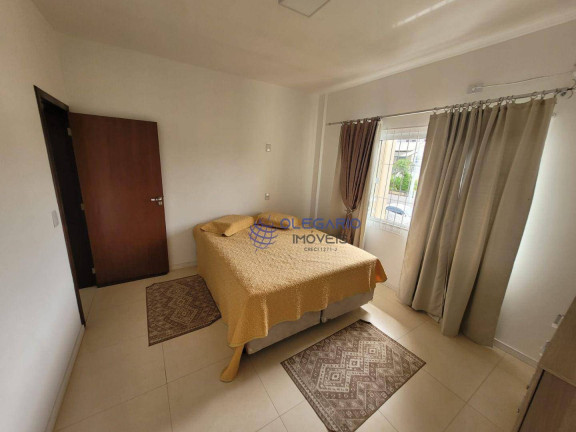 Imagem Sobrado com 4 Quartos à Venda, 233 m² em Armação - Penha