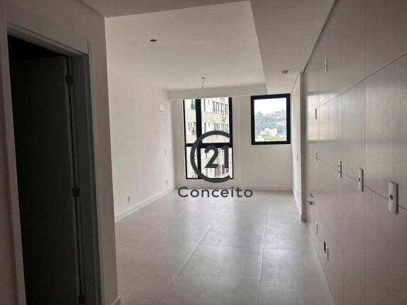 Studio à Venda, 31 m² em Trindade - Florianópolis