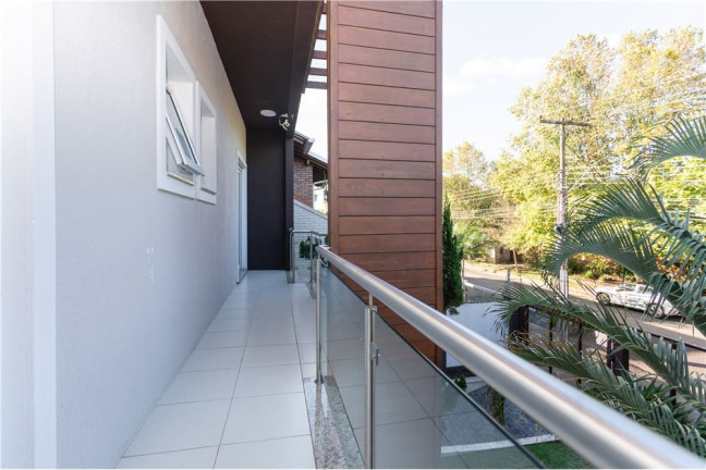 Imagem Casa com 5 Quartos à Venda, 550 m² em Chácara Das Pedras - Porto Alegre Imagem Casa com 5 Quartos à Venda, 550 m² em Chácara Das Pedras - Porto Alegre