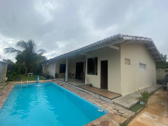 Casa com 3 Quartos à Venda, 300 m² em Cidade Dos Funcionários - Fortaleza