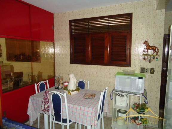 Imagem Casa com 4 Quartos à Venda, 300 m² em Lagoa Nova - Natal Imagem Casa com 4 Quartos à Venda, 300 m² em Lagoa Nova - Natal