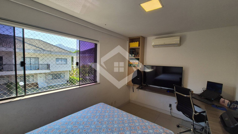 Imagem Casa com 3 Quartos à Venda, 160 m² em Vargem Grande - Rio De Janeiro Imagem Casa com 3 Quartos à Venda, 160 m² em Vargem Grande - Rio De Janeiro