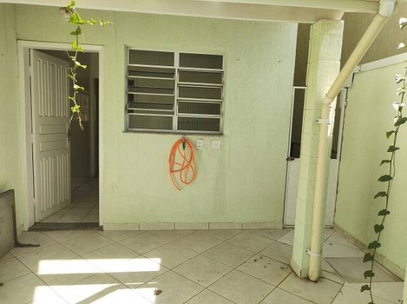 Imagem Casa com 2 Quartos para Alugar, 69 m² em Granja Viana - Cotia