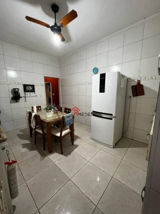 Imagem Casa com 3 Quartos à Venda, 150 m² em Boqueirão - Praia Grande Imagem Casa com 3 Quartos à Venda, 150 m² em Boqueirão - Praia Grande