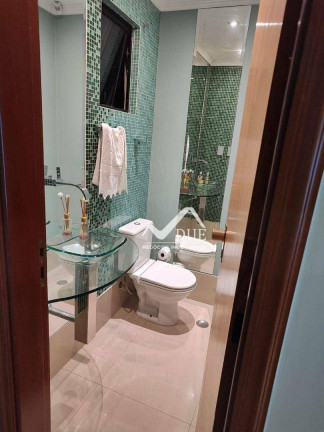 Imagem Apartamento com 3 Quartos à Venda, 150 m² em Embaré - Santos
