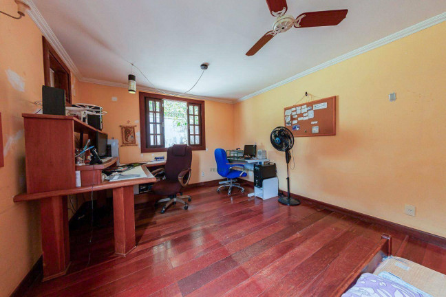 Imagem Casa com 4 Quartos à Venda, 220 m² em Itaipu - Niterói