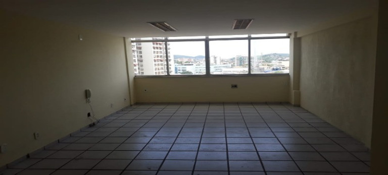 Sala Comercial à Venda, 27 m² em Madureira - Rio De Janeiro