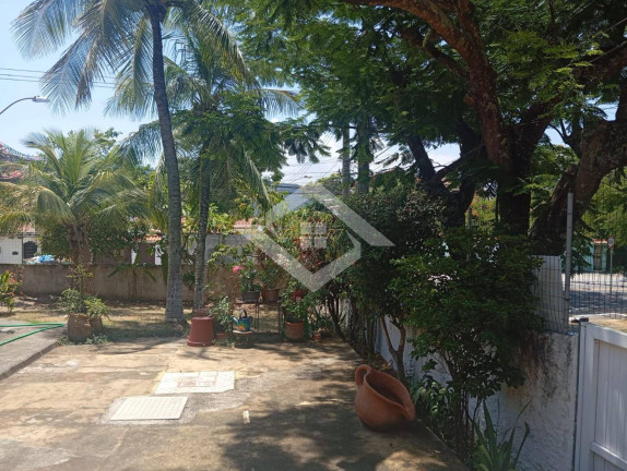 Imagem Casa com 3 Quartos à Venda, 360 m² em Piratininga - Niterói