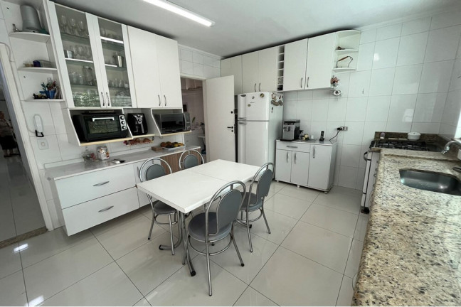 Imagem Casa com 3 Quartos à Venda, 208 m² em água Rasa - São Paulo Imagem Casa com 3 Quartos à Venda, 208 m² em água Rasa - São Paulo