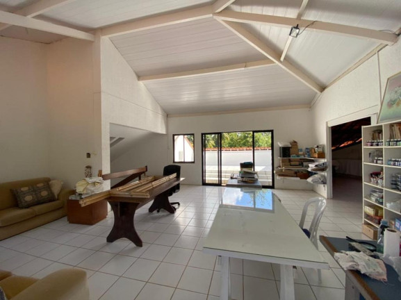 Imagem Casa com 4 Quartos à Venda, 593 m² em Pitangueiras - Lauro De Freitas Imagem Casa com 4 Quartos à Venda, 593 m² em Pitangueiras - Lauro De Freitas