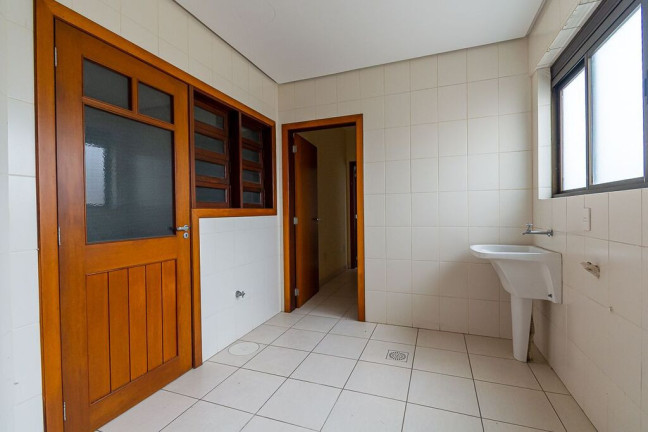 Imagem Apartamento com 3 Quartos à Venda, 220 m² em Centro - Canoas