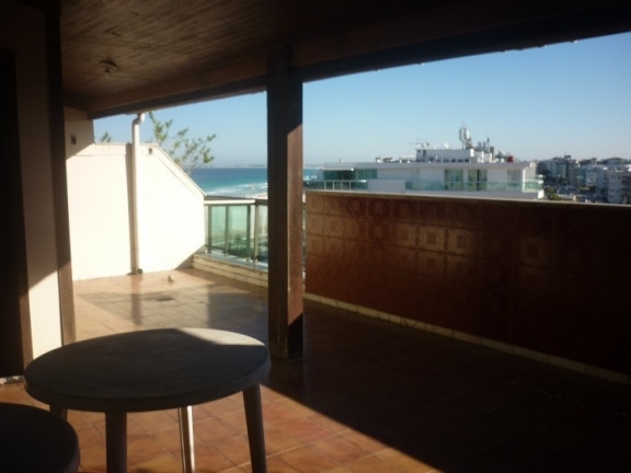 Imagem Apartamento com 5 Quartos para Temporada, em Praia Do Forte - Cabo Frio Imagem Apartamento com 5 Quartos para Temporada, em Praia Do Forte - Cabo Frio