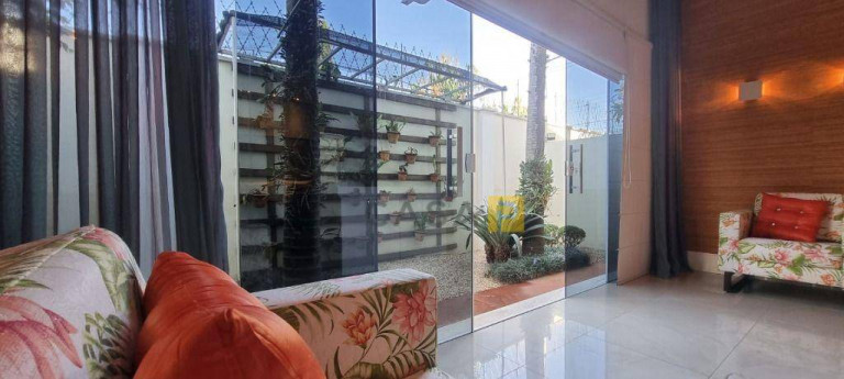 Imagem Casa com 3 Quartos à Venda ou Locação, 600 m² em Praia Dos Namorados - Americana Imagem Casa com 3 Quartos à Venda ou Locação, 600 m² em Praia Dos Namorados - Americana