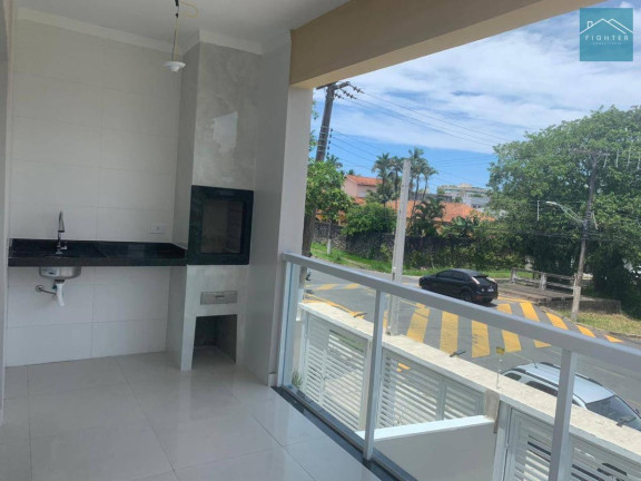 Casa com 2 Quartos à Venda, 96 m²