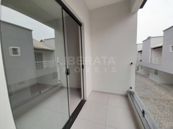 Imagem Sobrado com 2 Quartos à Venda, 93 m² em Centro - Navegantes Imagem Sobrado com 2 Quartos à Venda, 93 m² em Centro - Navegantes