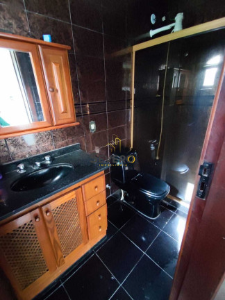 Imagem Casa com 4 Quartos à Venda, 500 m² em Centro - São Gonçalo Imagem Casa com 4 Quartos à Venda, 500 m² em Centro - São Gonçalo