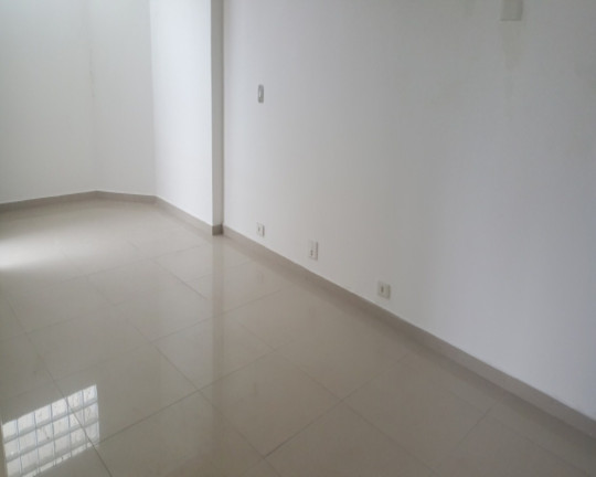 Imagem Imóvel com 3 Quartos à Venda, 185 m² em Pitangueiras - Guarujá Imagem Imóvel com 3 Quartos à Venda, 185 m² em Pitangueiras - Guarujá