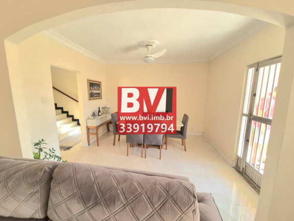 Imagem Casa com 3 Quartos à Venda, 365 m² em Braz De Pina - Rio De Janeiro Imagem Casa com 3 Quartos à Venda, 365 m² em Braz De Pina - Rio De Janeiro