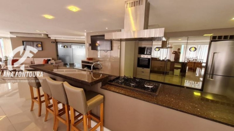 Imagem Apartamento com 3 Quartos à Venda, 189 m² em Centro - Balneário Camboriú Imagem Apartamento com 3 Quartos à Venda, 189 m² em Centro - Balneário Camboriú