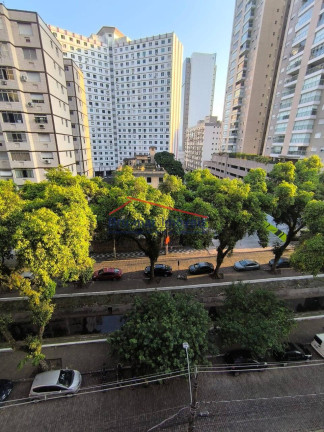 Imagem Apartamento com 2 Quartos à Venda, 80 m² em José Menino - Santos