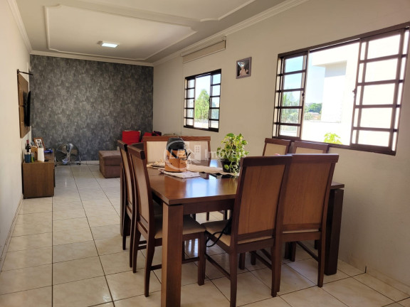 Imagem Imóvel com 3 Quartos à Venda, 75 m² em Monte Castelo - Campo Grande Imagem Imóvel com 3 Quartos à Venda, 75 m² em Monte Castelo - Campo Grande
