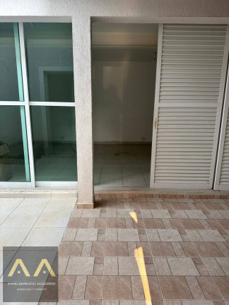 Imagem Casa com 3 Quartos à Venda, 300 m² em Alphaville - Santana De Parnaíba Imagem Casa com 3 Quartos à Venda, 300 m² em Alphaville - Santana De Parnaíba