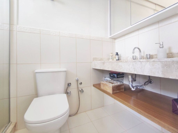 Imagem Apartamento com 2 Quartos à Venda, 67 m² em Jardim Do Salso - Porto Alegre