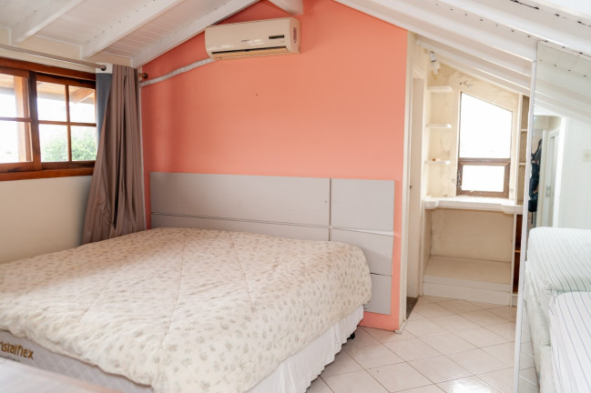 Imagem Casa com 5 Quartos à Venda, 300 m² em Estreito - Florianópolis Imagem Casa com 5 Quartos à Venda, 300 m² em Estreito - Florianópolis