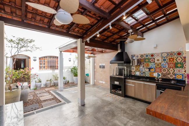Imagem Casa com 2 Quartos à Venda, 136 m² em Jardim Aeroporto - São Paulo