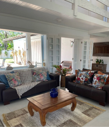 Imagem Casa com 6 Quartos para Alugar ou Temporada, 390 m² em Canto - Armação Dos Búzios Imagem Casa com 6 Quartos para Alugar ou Temporada, 390 m² em Canto - Armação Dos Búzios