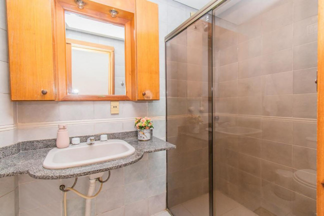 Imagem Apartamento com 3 Quartos à Venda, 95 m² em Rio Branco - Porto Alegre
