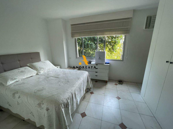 Imagem Apartamento com 4 Quartos à Venda, 235 m² em Lagoa - Rio De Janeiro
