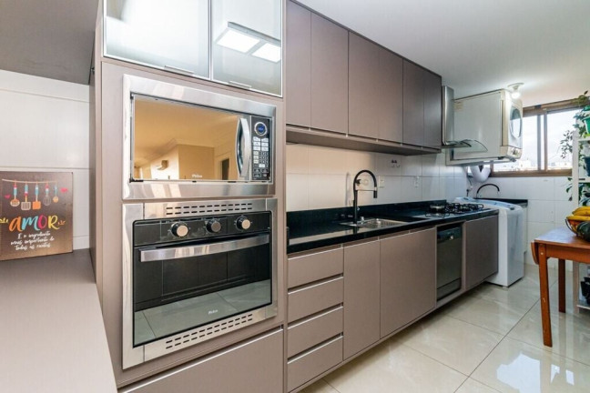 Imagem Apartamento com 3 Quartos à Venda, 107 m² em Cristo Redentor - Porto Alegre Imagem Apartamento com 3 Quartos à Venda, 107 m² em Cristo Redentor - Porto Alegre