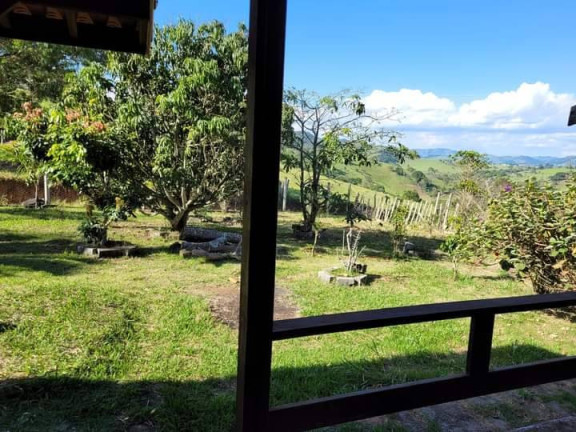 Imagem Chácara com 2 Quartos à Venda, 80 m² em Dos Pessegueiros - Extrema