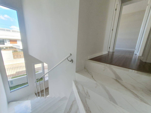 Imagem Sobrado com 3 Quartos à Venda, 128 m² em Nossa Senhora Das Graças - Canoas