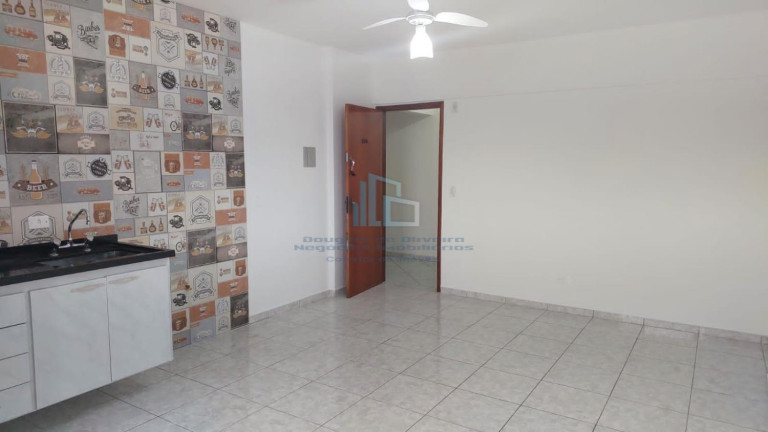 Kitnet com 1 Quarto à Venda, 38 m² em Tupi - Praia Grande