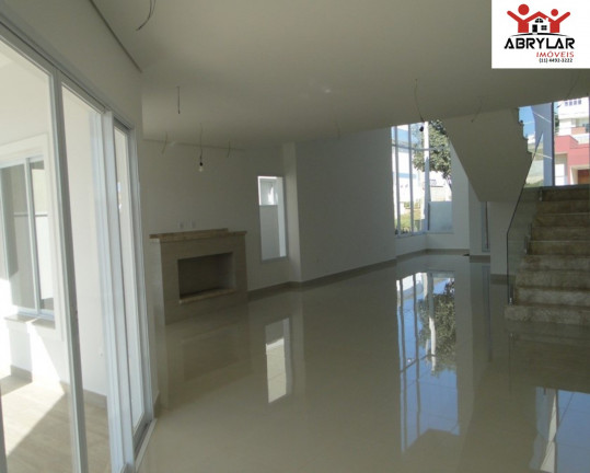 Imagem Imóvel com 4 Quartos à Venda, 330 m² em Medeiros - Jundiaí Imagem Imóvel com 4 Quartos à Venda, 330 m² em Medeiros - Jundiaí