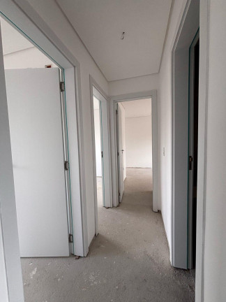 Imagem Casa com 3 Quartos à Venda, 162 m² em Uberaba - Curitiba