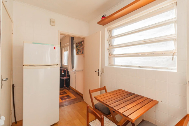 Imagem Apartamento com 1 Quarto à Venda, 47 m² em Auxiliadora - Porto Alegre Imagem Apartamento com 1 Quarto à Venda, 47 m² em Auxiliadora - Porto Alegre