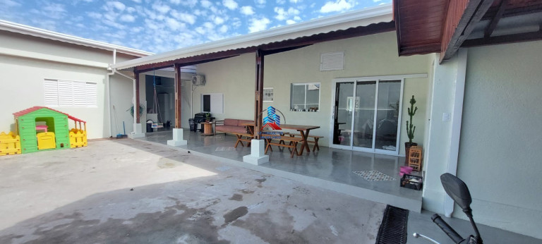 Casa com 3 Quartos à Venda, 188 m² em Vila Mota - Bragança Paulista